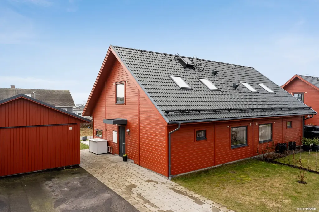 Välivaade - Elegant Apartment with Balcony in Falkenberg