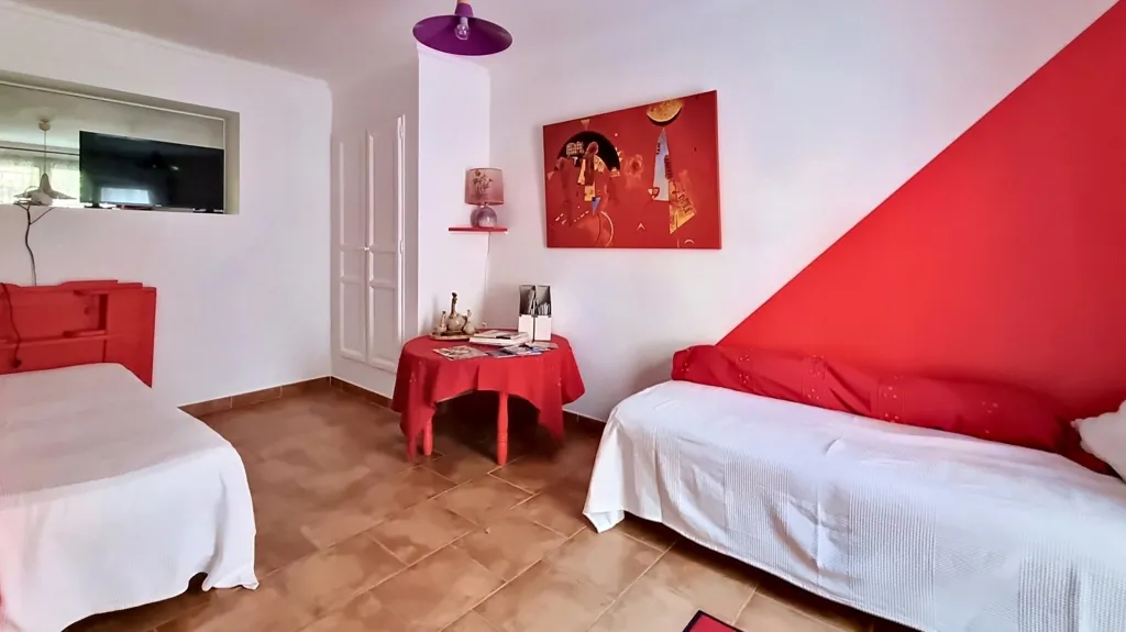 Chambres - Maison avec Piscine à Avignon, Proche des Remparts