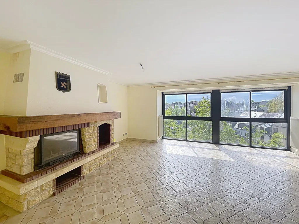 Séjour - Appartement Duplex en Centre-Ville à Mayenne