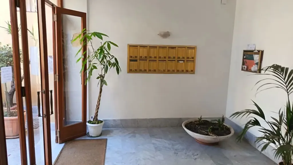 Ingresso - Bright 3-Bedroom Apartment with Balcony in Palermo