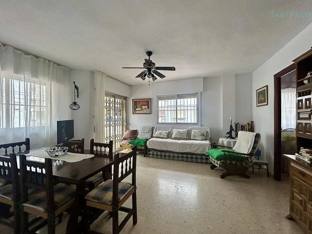 Salle à manger - Apartment with Terrace in Almuñécar