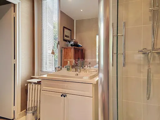 Salles de bain - Maison de Luxe avec Jardin à Honfleur