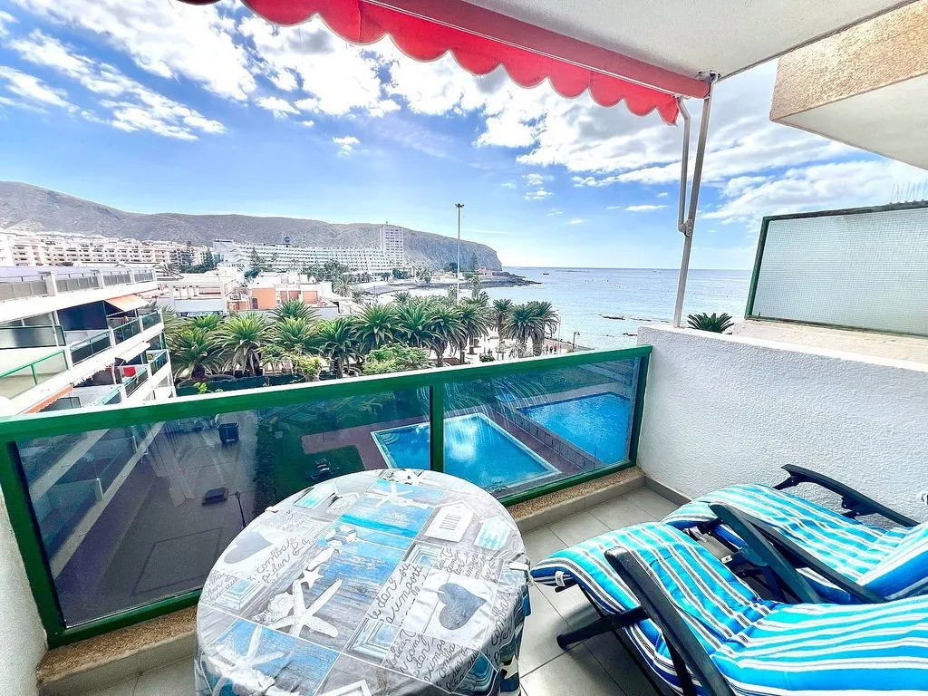 Rõdu - Studio with Pool and Terrace in Los Cristianos