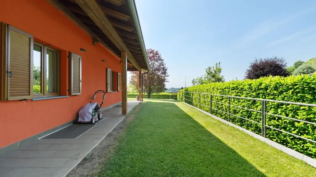 Giardino - Villa with Lake View in Montorfano