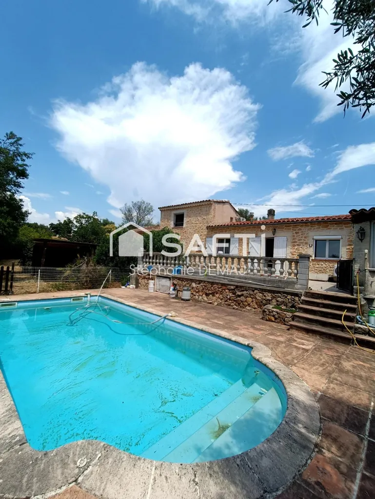 Piscina - Charmant House with Pool in Draguignan