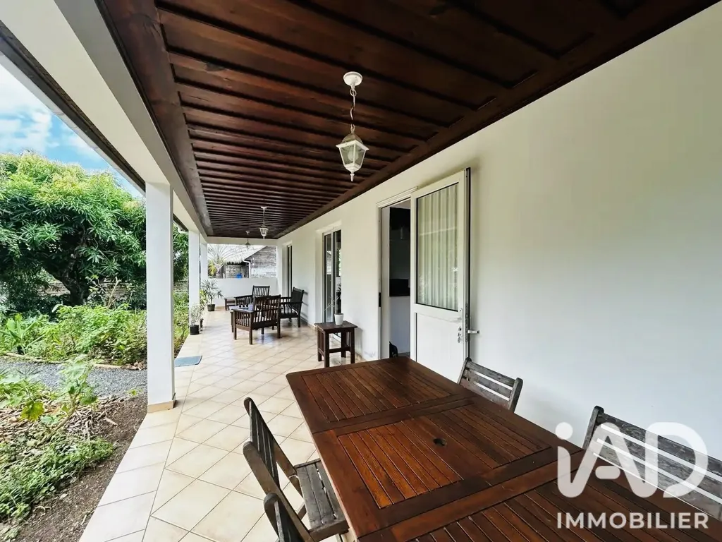 Terrazza - Duplex Property with Garden in Saint-Philippe