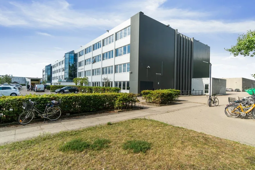 Exterior - Office Space with Elevator near Ring 4