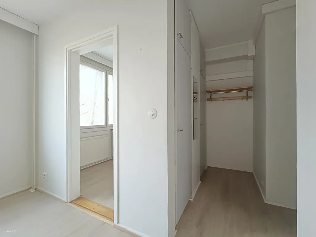 Pièces - Bright Studio with Balcony in Armonkallio, Tampere