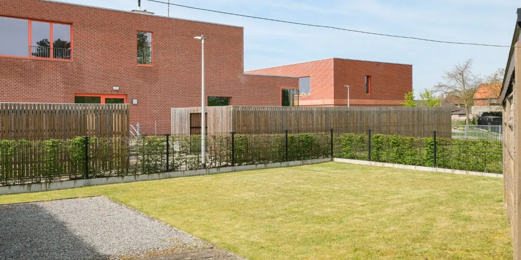 Jardin - Maison avec Jardin Solaire à Overpelt
