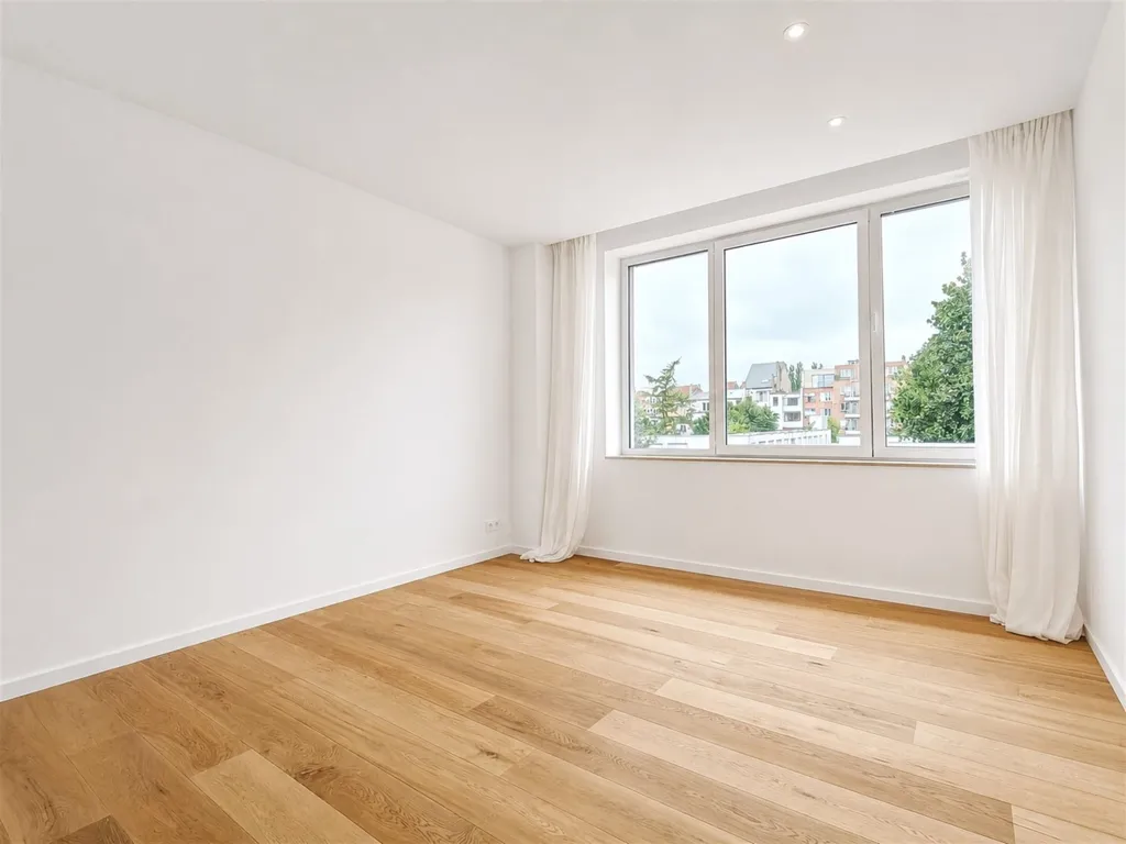 Rooms - Triplex Apartment with Terrace in Uccle