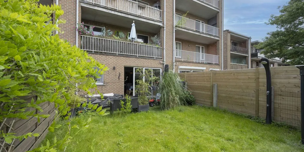 Aed - Ground Floor Apartment with Garden in Schoten