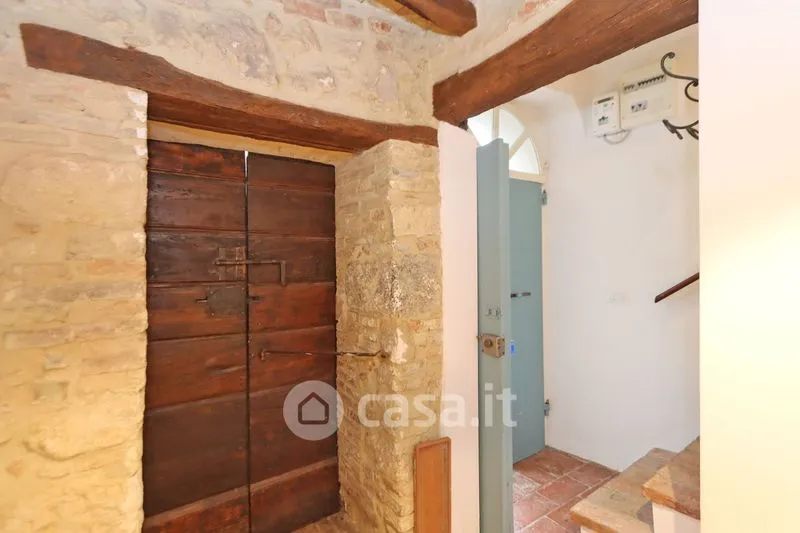 Esik - Restored Terraced House in Montefollonico