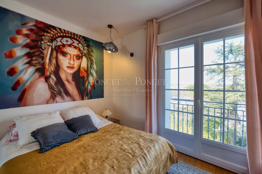 Chambres - Maison avec Vue Dominante au Cœur du Village