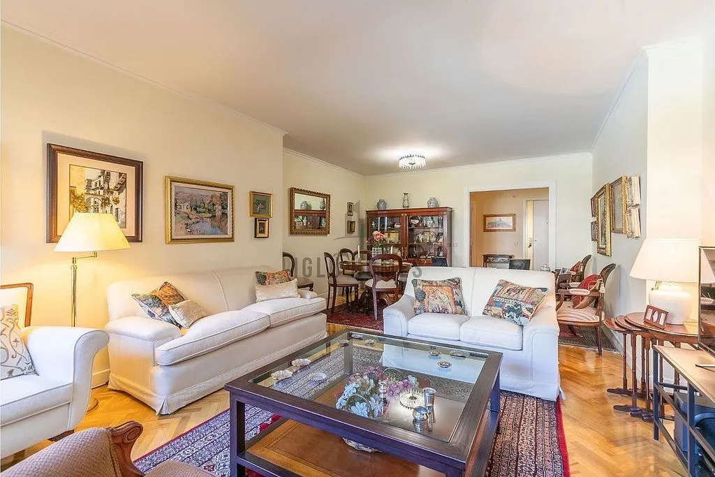 Elutuba - Apartment with Terrace in Ríos Rosas, Madrid