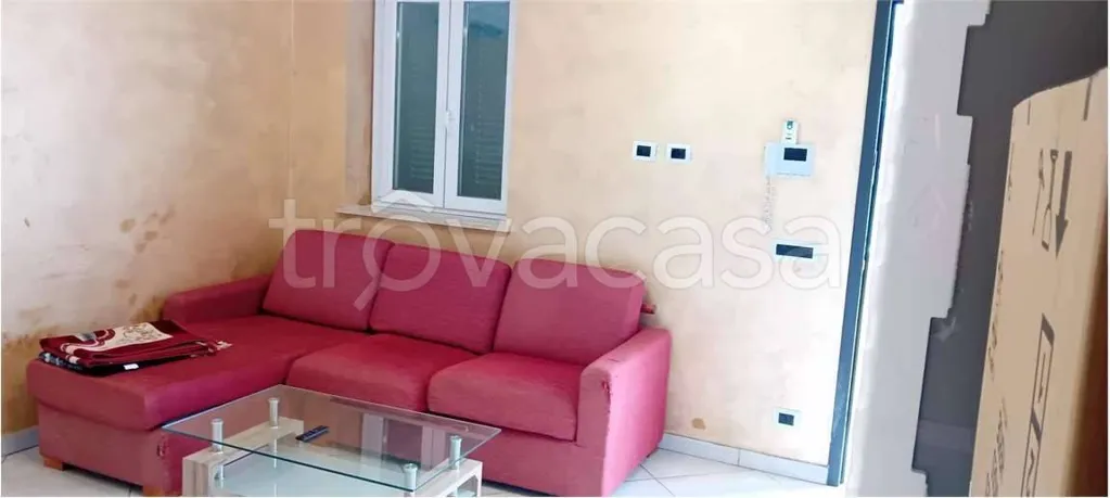 Séjour - Rear-Facing Apartment with Terrace in Latina