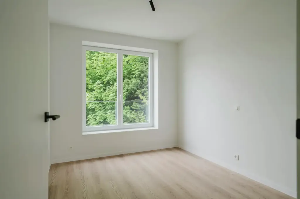 other_room