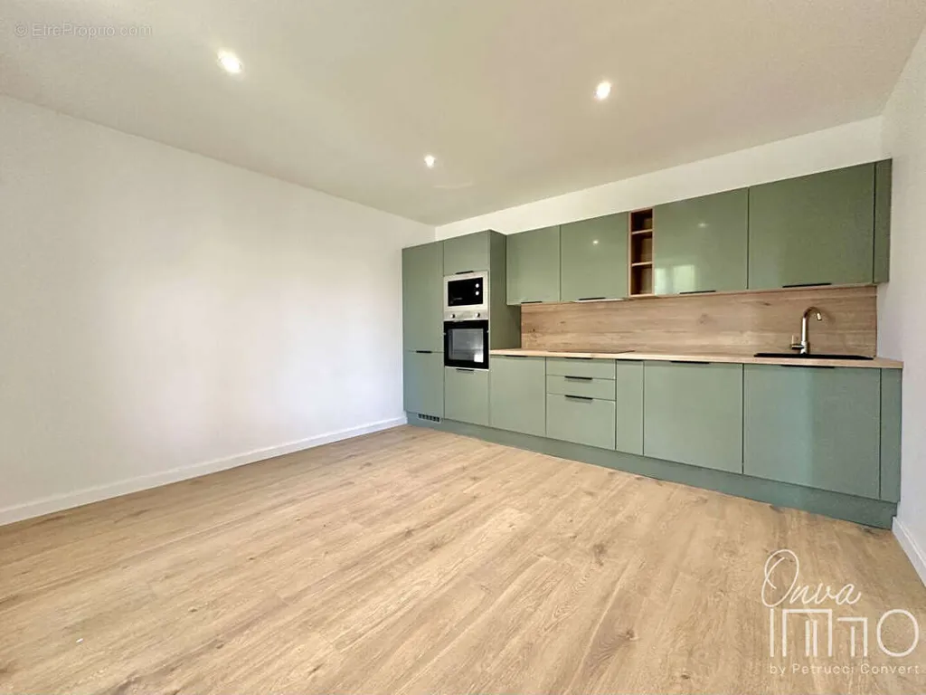 Cuisine - Duplex Rénové avec Jardin à Montchat