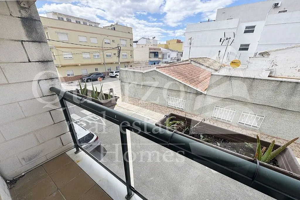 Balcony - Apartment with Terrace in Daimús