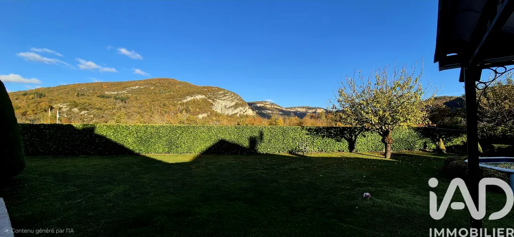 Aed - Charming House with Pool in Jeurre