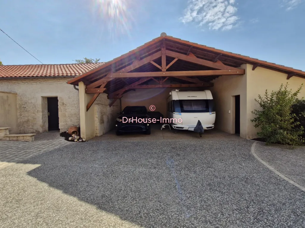Extérieur - Maison de Caractère avec Piscine à Chauray