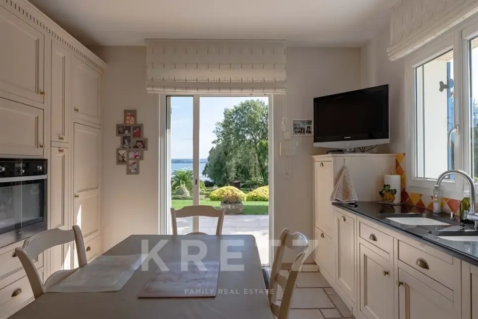 Cuisine - Maison Bourgeoise avec Vue Mer à Plougastel