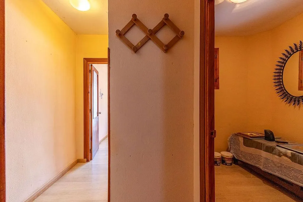 Esik - Traditional Townhouse with Terrace in Pedro Bernardo