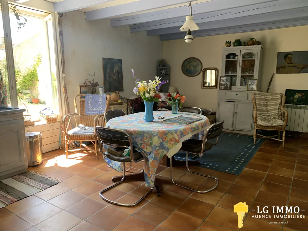 Salle à manger - Propriété Charentaise avec Vue sur l'Estuaire à Arces
