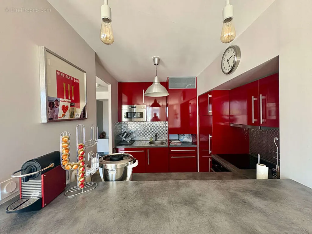 Kitchen - Duplex with Terraces in Bordeaux Bastide