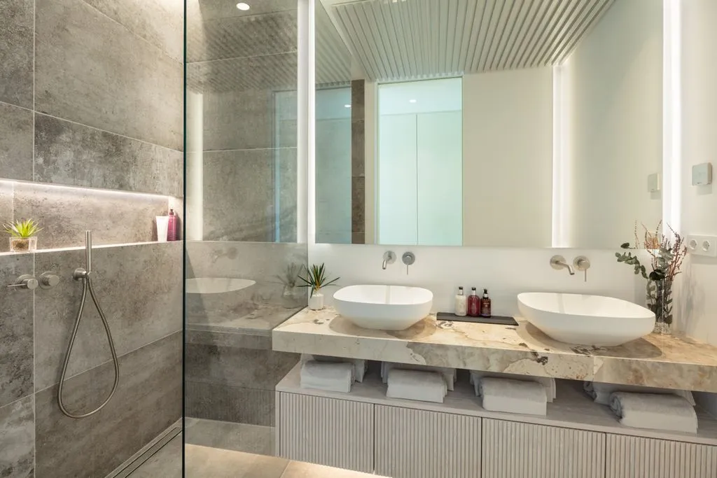 Salles de bain - Luxury Villa with Panoramic Sea Views in Benahavís