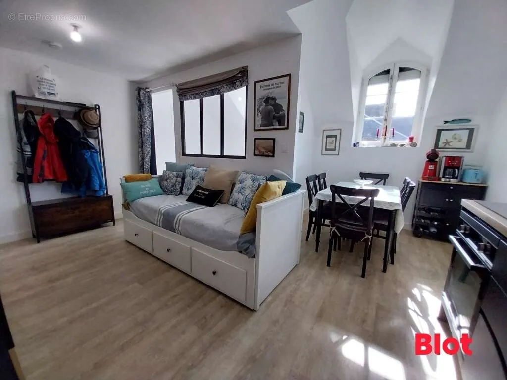 Soggiorno - Studio with Harbour View in Cancale