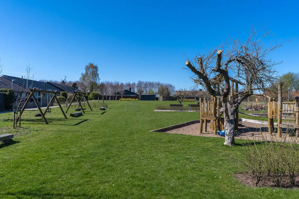 Giardino - Fenced Villa with Garden in Farum