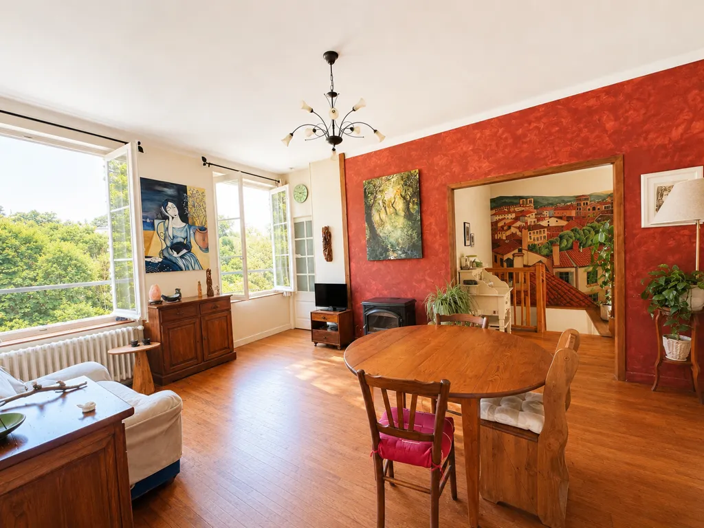 Séjour - Maison avec Jardin et Garage à Vienne