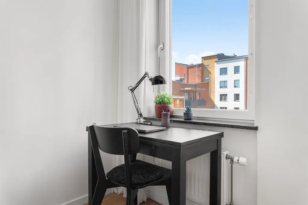 Studio - Terrace Flat with South-West Balcony in Sundbyberg