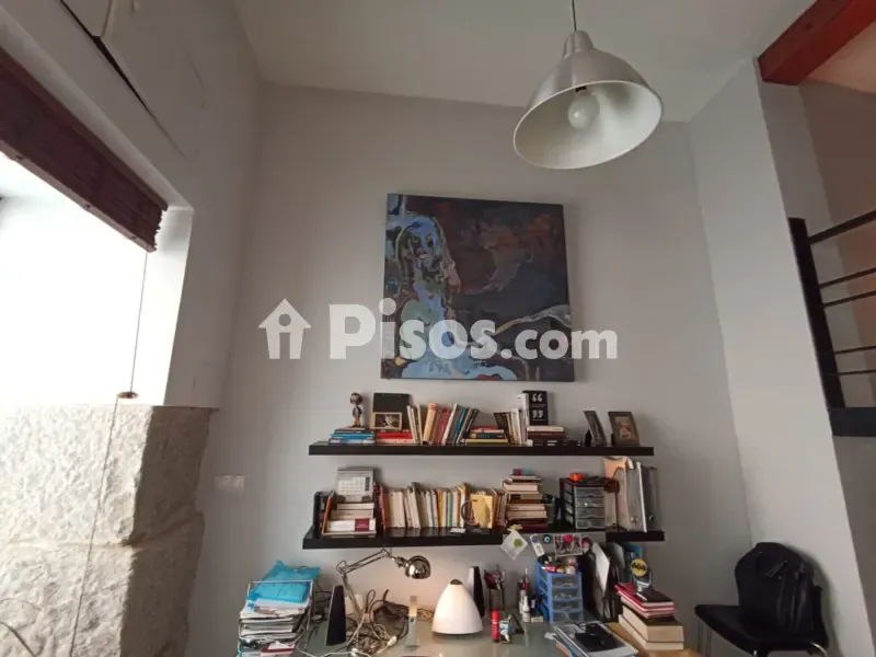 Elutuba - Reformed Duplex with West View in Malasaña