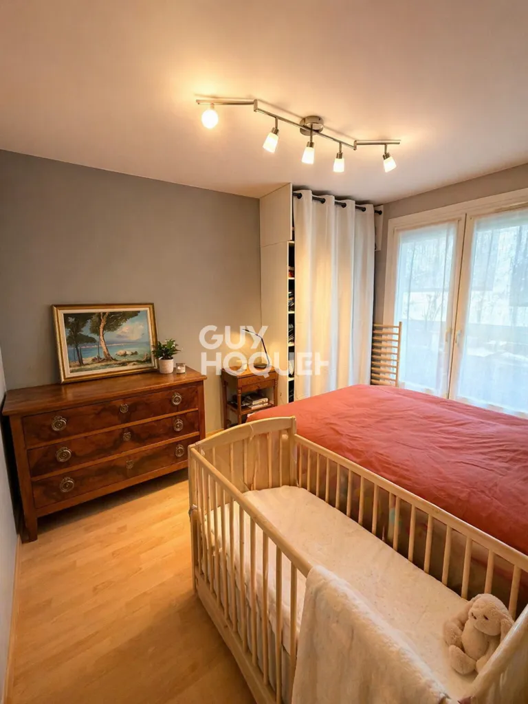 Magamistoad - Flat with Loggia in Bourgoin-Jallieu