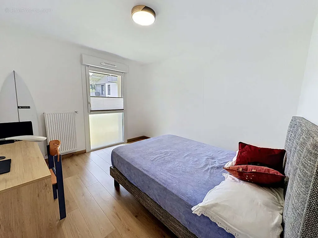 Bedrooms - Apartment with Terrace in Amancy