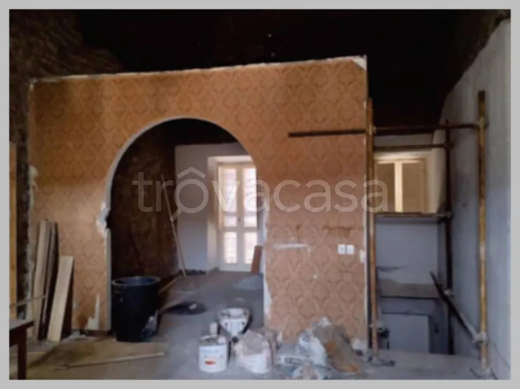 Auctioned Apartment with Balcony in Cori