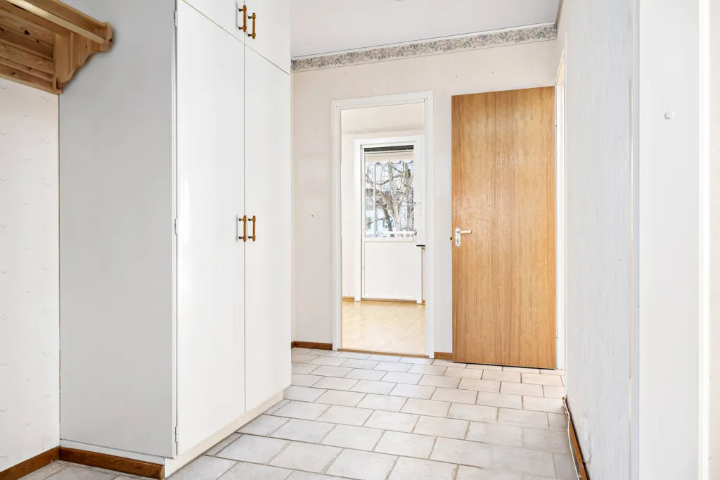 Esik - Apartment with Balcony in Vilbergen, Norrköping