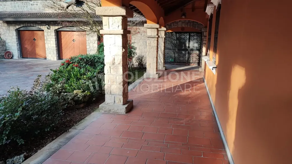 Aed - Prestigious Villa with Pool in Alzano Lombardo