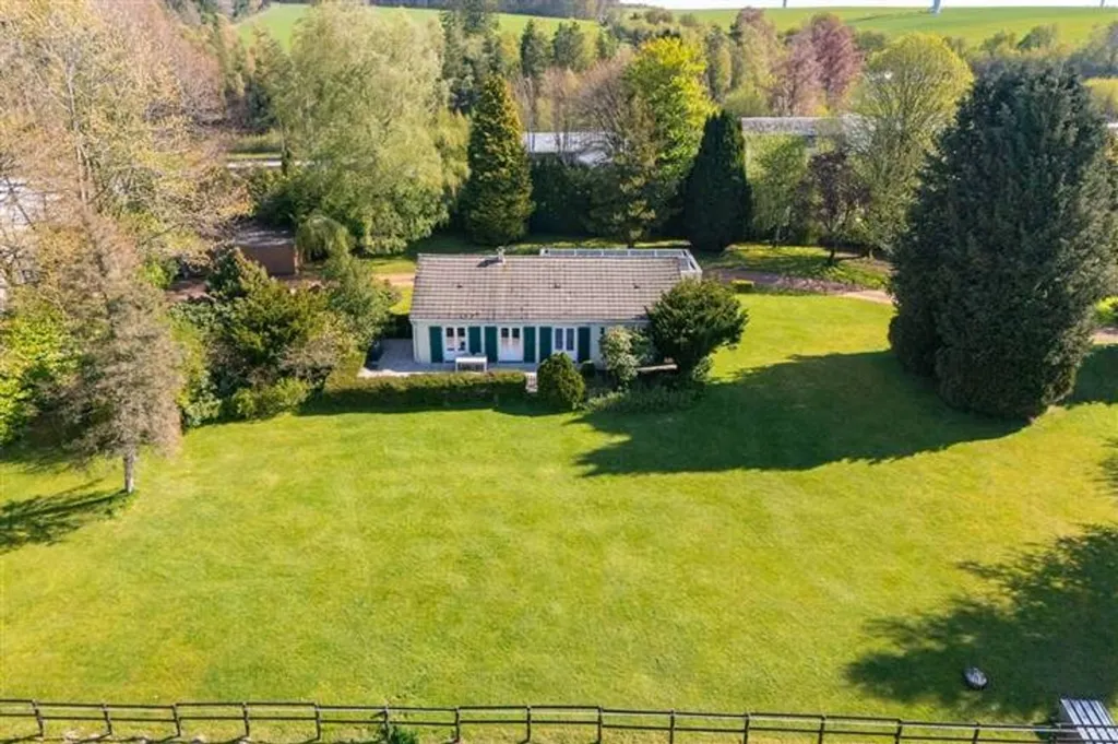 Vue aérienne - Maison 3 Chambres dans Parc Fermé à Sainte-Ode