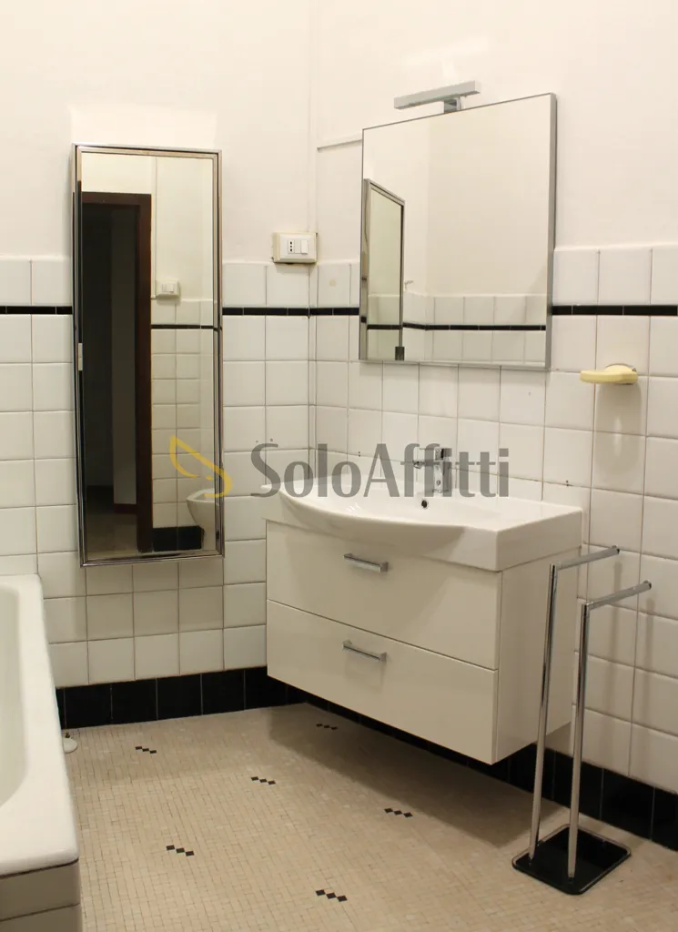 Salles de bain - 6-Bedroom Apartment in Historic Centre
