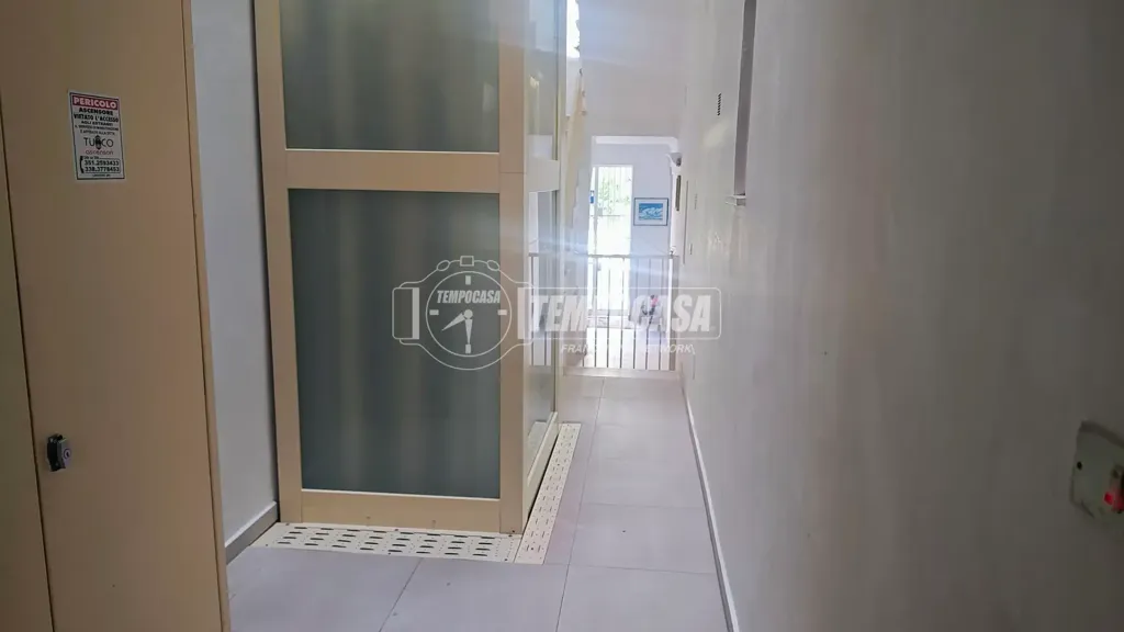 Esik - Central Apartment with Balcony in Bari