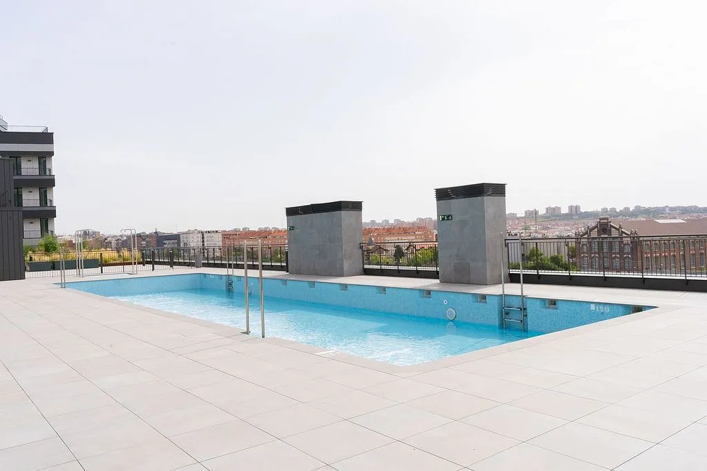 Bassein - Studio with Terrace and Pool in Méndez Álvaro