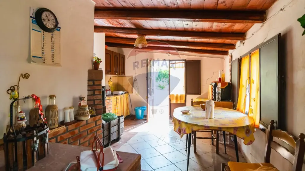 Salle à manger - Bifamiliar Villa with Garden in Caltanissetta