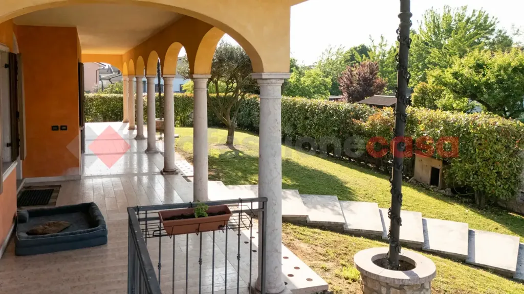 Terrazza - Single Villa with Pool in Isola della Scala