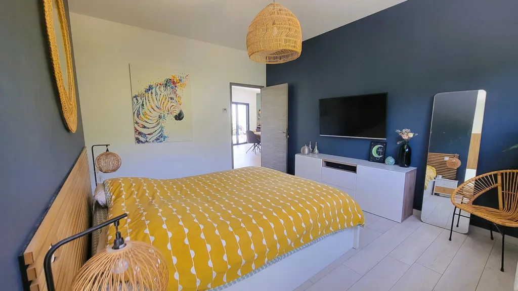 Chambres - Villa d'Architecte avec Piscine à Tourbes