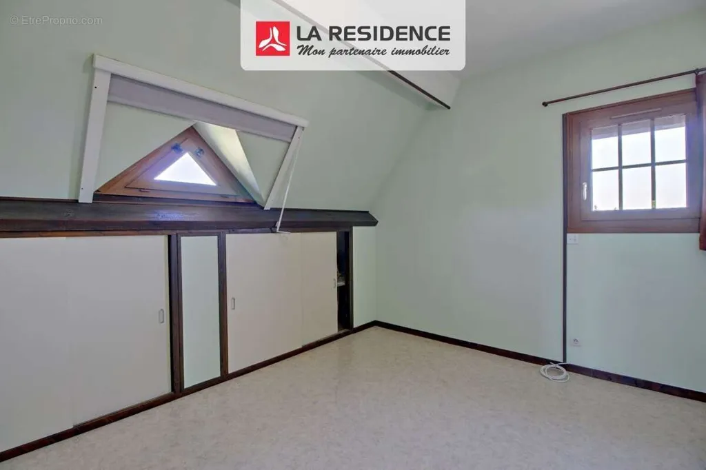 Chambres - Maison au Calme avec Terrasse à Courcelles-sur-Seine