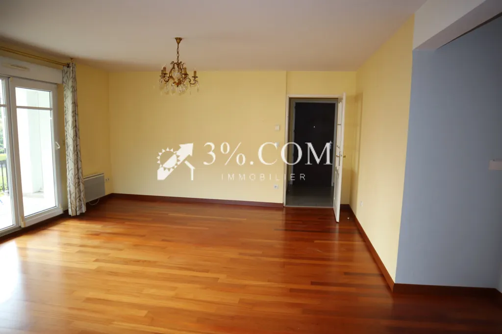 Séjour - Appartement T4 avec Balcons et Vue sur Parc à Seclin