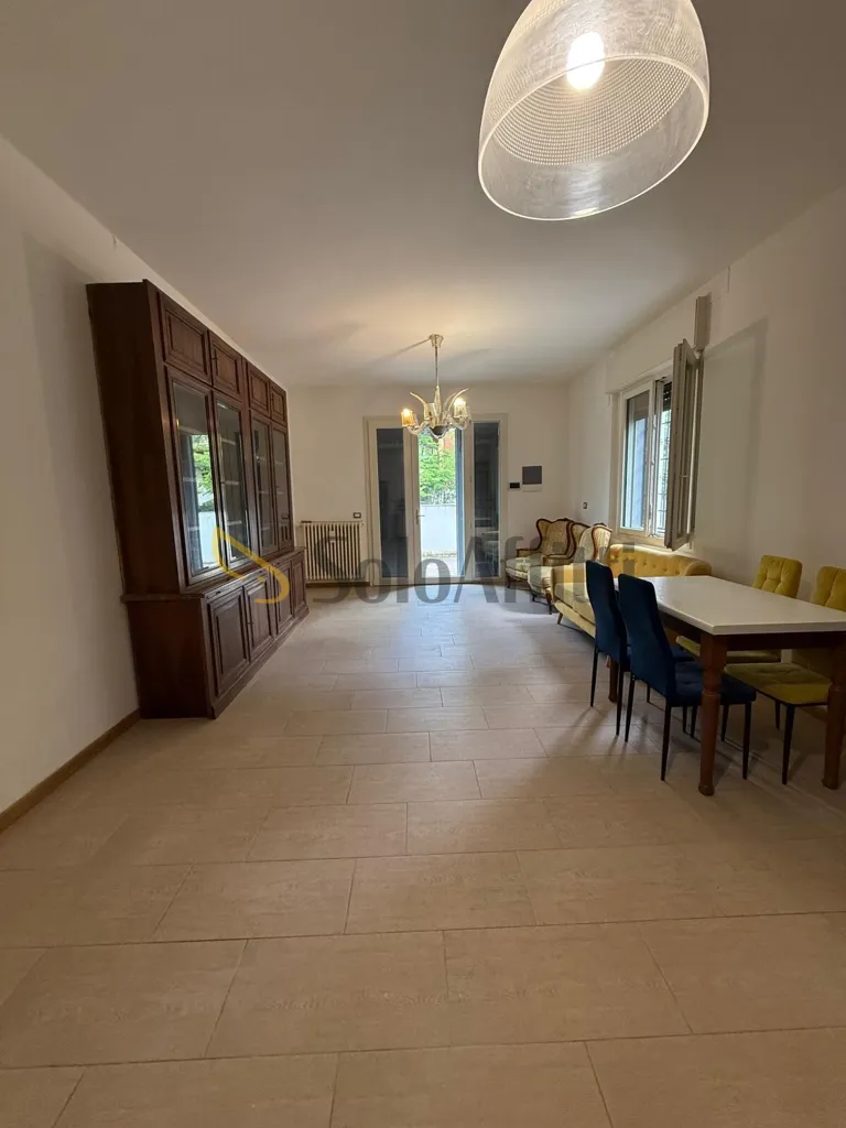5-toaline korter asukohas Modena