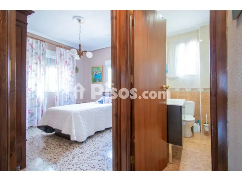 Magamistoad - Chalet with Extensive Garden in Nuevo Bulevar